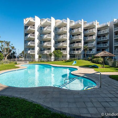 Umdloti Cabanas 32 Triplex Luaran gambar