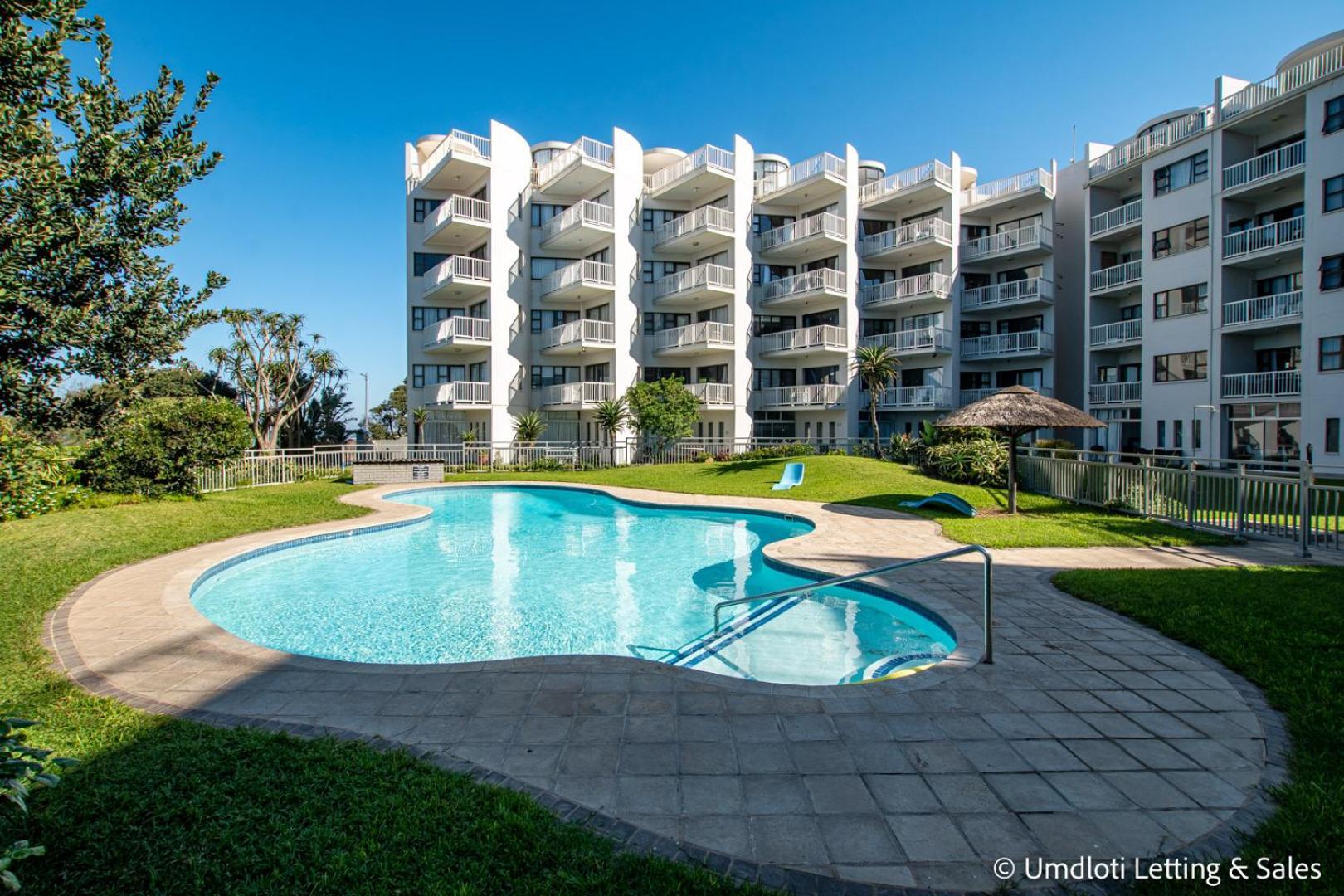 Umdloti Cabanas 32 Triplex Luaran gambar